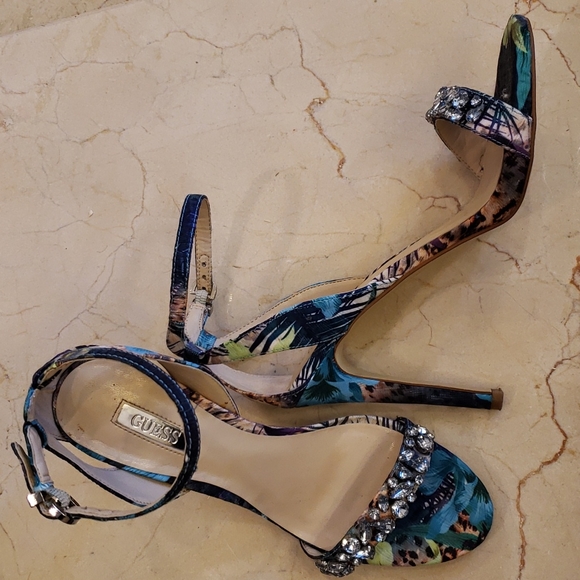 Guess Catarina4 open-toe ankle strap embellished heels, 7.5 - Picture 4 of 16